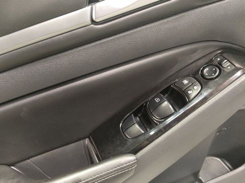 Used 2023 Nissan Altima 2.5 SV FWD image 27