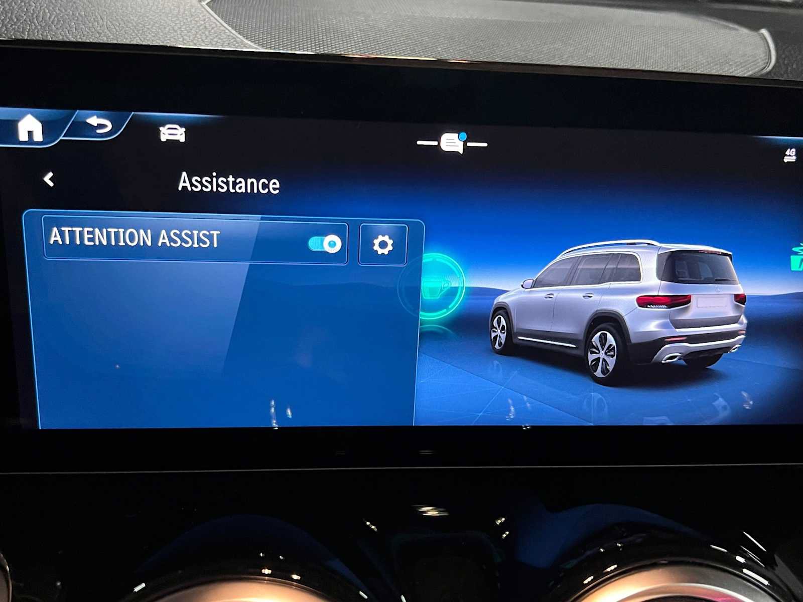 Certified 2026 Mercedes-Benz GLB 250 4MATIC image 40