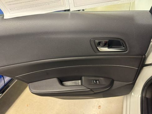 Certified 2020 Acura ILX w/ Premium Package image 34