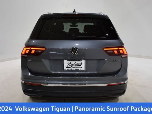 Used 2024 Volkswagen Tiguan SE image 5