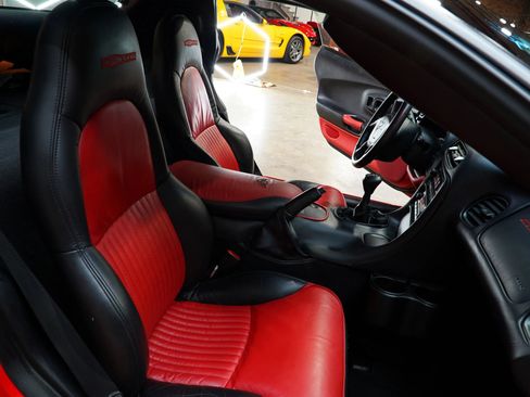 Used 2003 Chevrolet Corvette Z06 RWD image 44