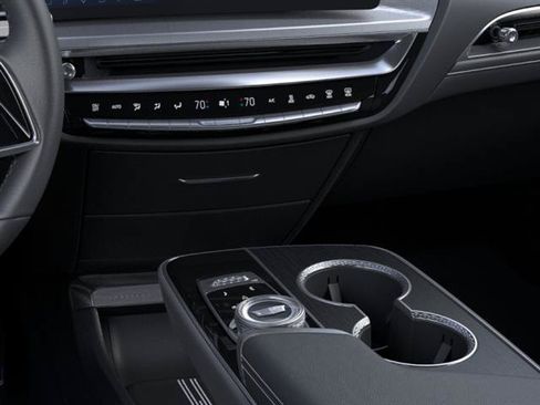 New 2025 Cadillac Lyriq Luxury w/ LPO, Floor Liner Package RWD image 23