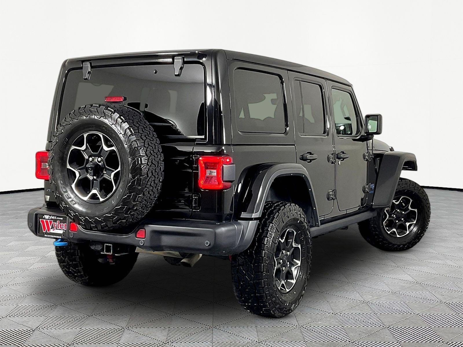 Used 2021 Jeep Wrangler Unlimited Rubicon 4xe w/ Steel Bumper Group AWD/4WD image 6