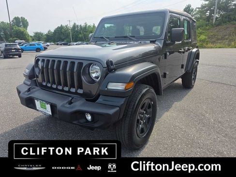 Used 2022 Jeep Wrangler Unlimited Sport AWD/4WD image 1