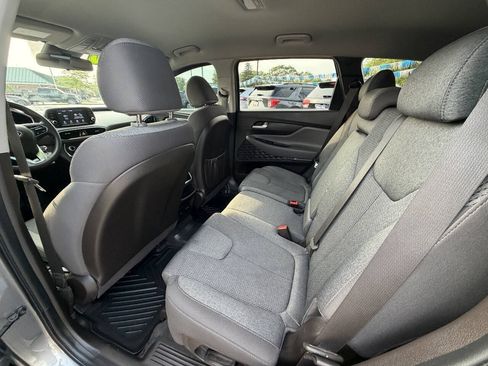 Used 2020 Hyundai Santa Fe SE AWD/4WD image 11