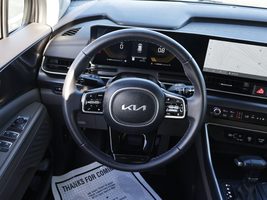 Certified 2026 Kia Carnival FWD image 17