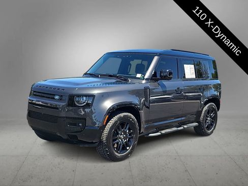 Used 2025 Land Rover Defender 110 X-Dynamic SE AWD/4WD image 4