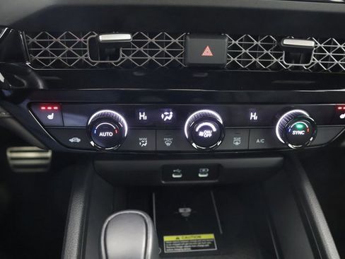 Used 2025 Honda Accord Sport image 15