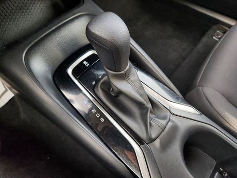 Used 2024 Toyota Corolla LE image 20