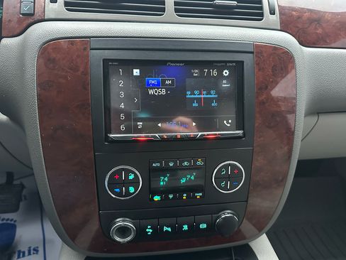 Used 2011 Chevrolet Silverado 2500 LTZ w/ Snow Plow Prep Package image 15