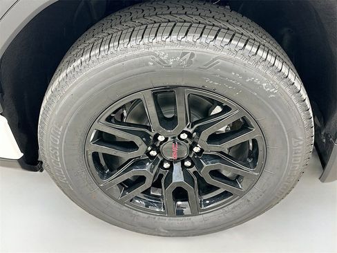 New 2026 GMC Sierra 1500 Elevation w/ Preferred Package image 32