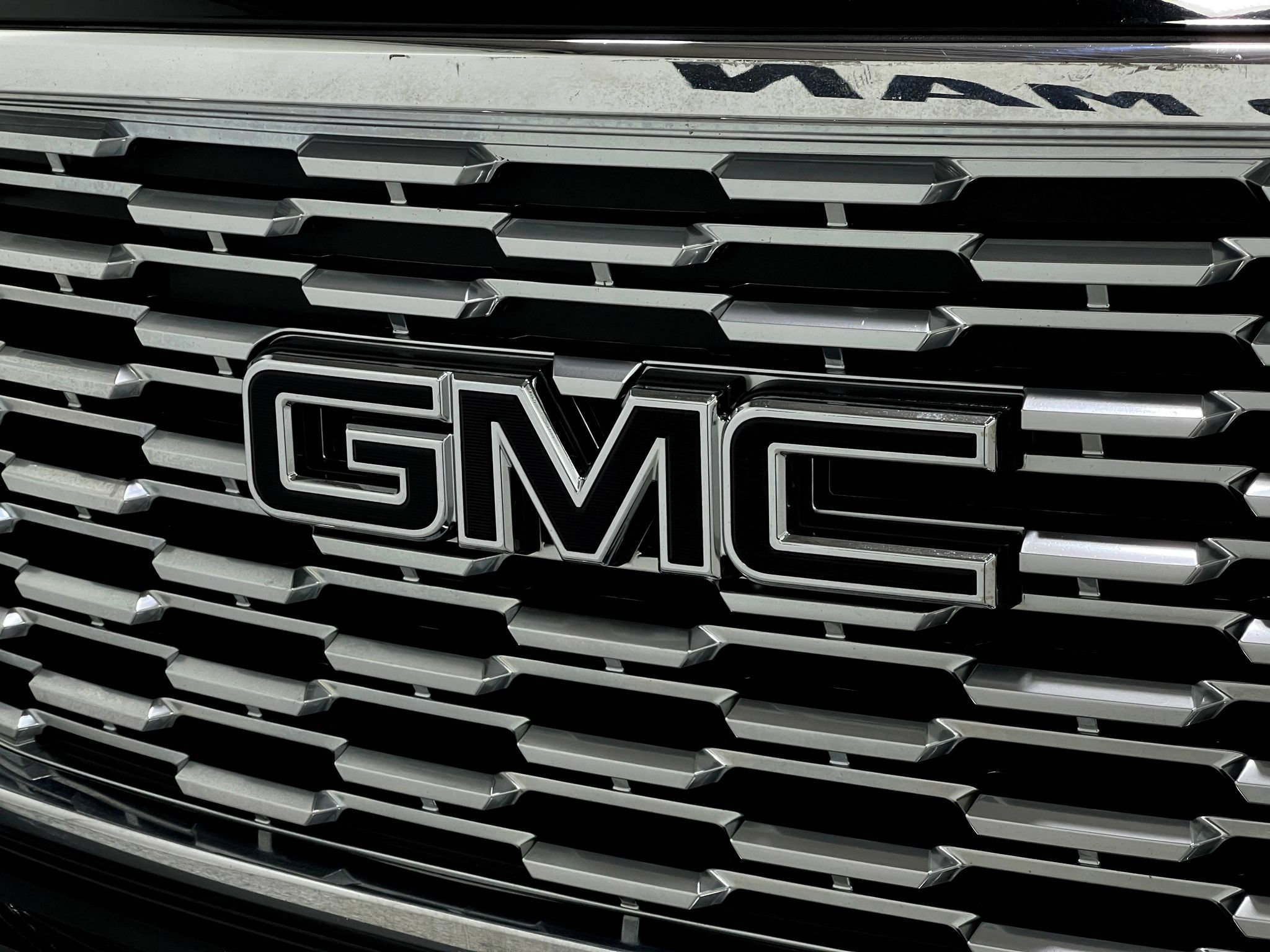 Used 2020 GMC Yukon XL Denali w/ Denali Ultimate Package AWD/4WD image 41