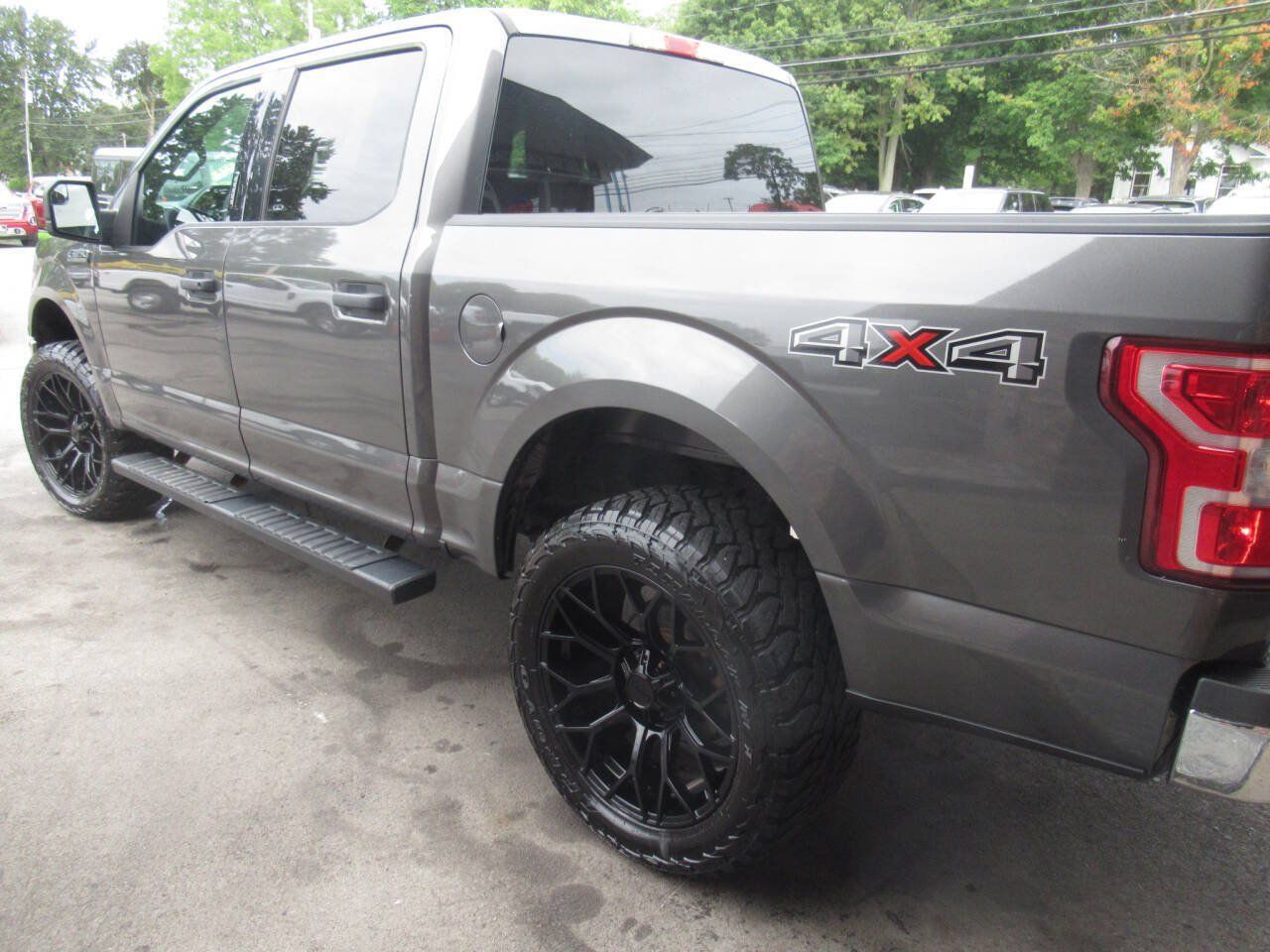 Used 2019 Ford F150 XLT AWD/4WD image 12