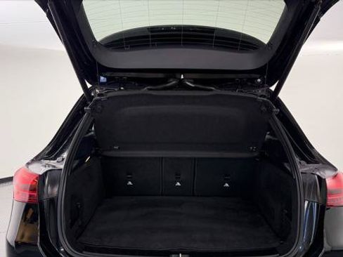 Used 2025 Mercedes-Benz GLA 250 image 18