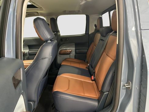 Certified 2024 Ford Maverick Lariat w/ 4K Tow Package AWD/4WD image 18