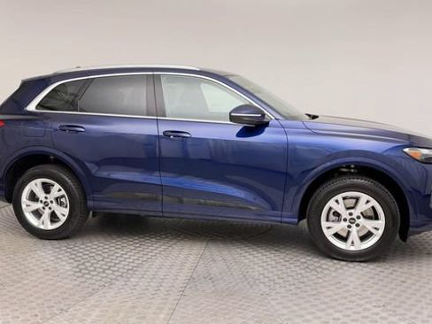 Used 2025 Audi Q5 Premium w/ Convenience Package AWD/4WD image 9
