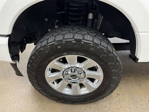 Used 2022 Ford F350 Platinum w/ FX4 Off-Road Package image 6