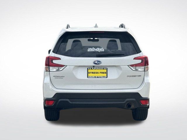 Used 2020 Subaru Forester Premium AWD/4WD image 7