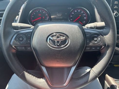 Used 2024 Toyota Camry XSE FWD image 11