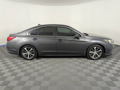 Used 2018 Subaru Legacy 2.5i Limited image 4