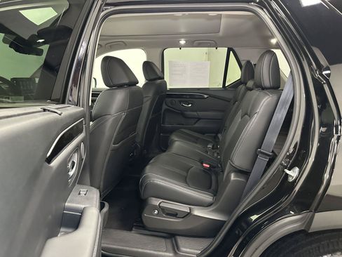 Certified 2023 Honda Pilot Touring image 32