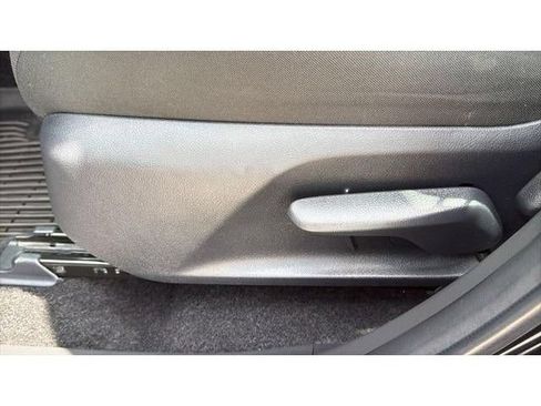 Certified 2025 Toyota RAV4 LE AWD/4WD image 12