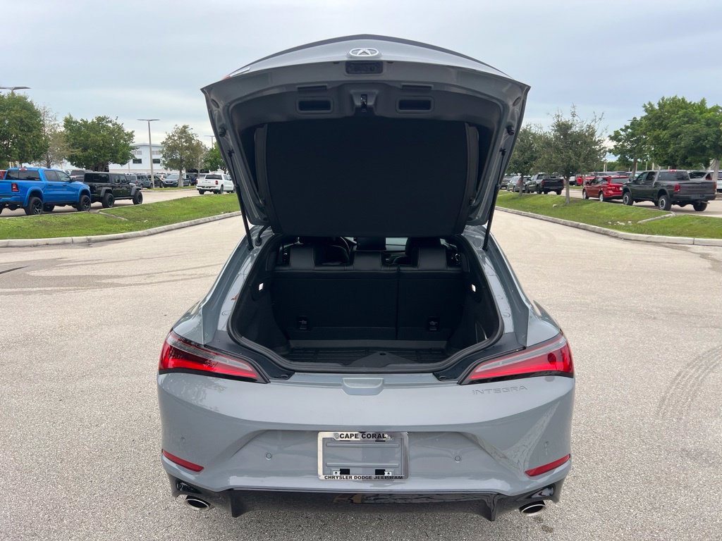 Used 2026 Acura Integra A-Spec w/ Technology Package FWD image 7