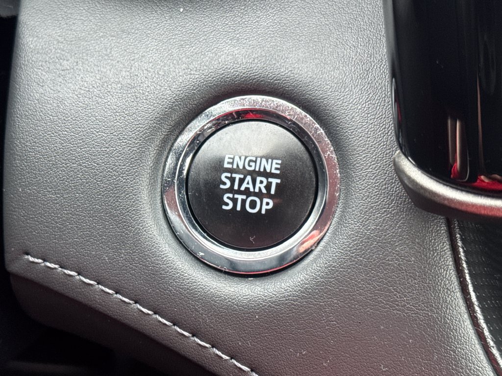 Used 2023 Toyota Highlander LE FWD image 27