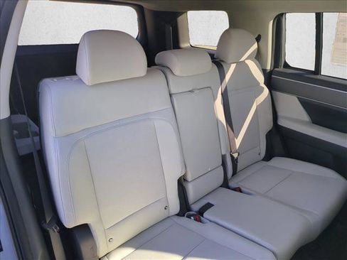 New 2026 Hyundai Santa Fe SE FWD image 18