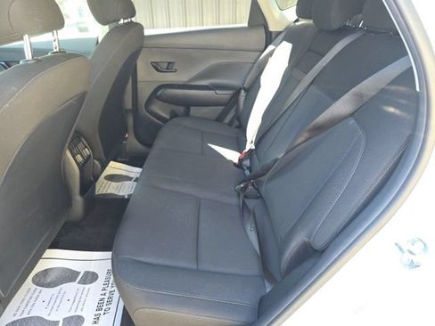 Used 2025 Hyundai Kona SEL AWD/4WD image 12