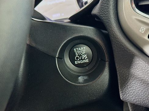 Used 2021 Jeep Compass Latitude image 20