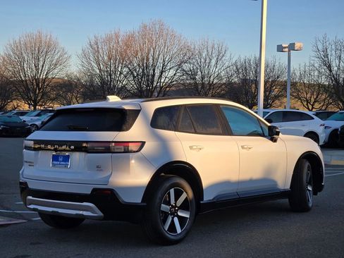 New 2026 Honda Prologue Touring image 4