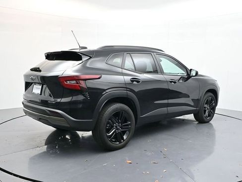 Used 2024 Chevrolet Trax ACTIV w/ Driver Confidence Package image 6