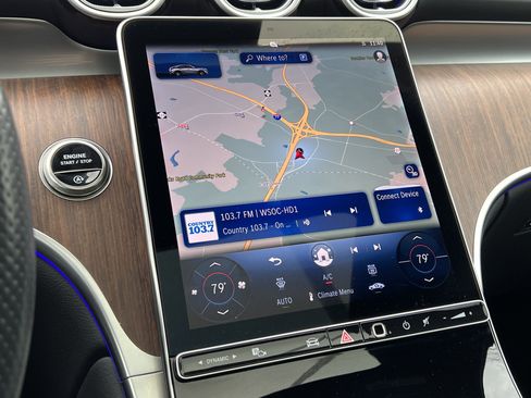 Certified 2025 Mercedes-Benz GLC 300 4MATIC image 25