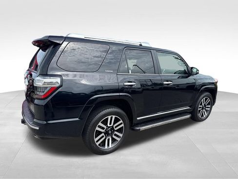 Used 2017 Toyota 4Runner Limited AWD/4WD image 5