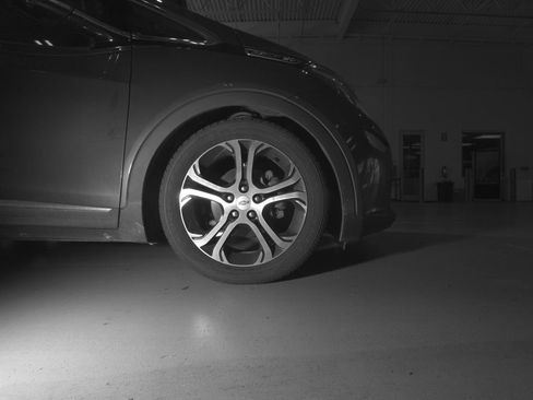 Used 2019 Chevrolet Bolt Premier w/ Infotainment Package image 7