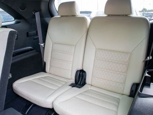 Used 2018 Kia Sorento SX image 24