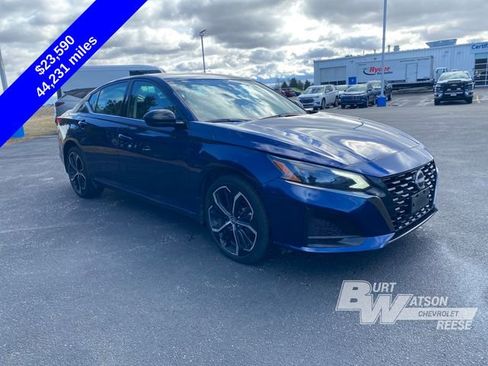 Used 2024 Nissan Altima 2.5 SR image 9