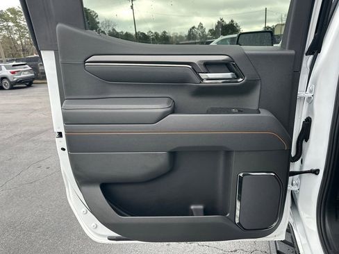 Used 2025 GMC Sierra 1500 AT4 w/ AT4 Premium Package image 22