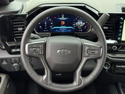 New 2026 Chevrolet Silverado 2500 ZR2 AWD/4WD image 12