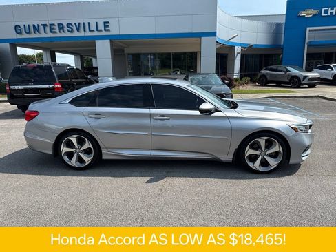 Used 2018 Honda Accord Touring image 4