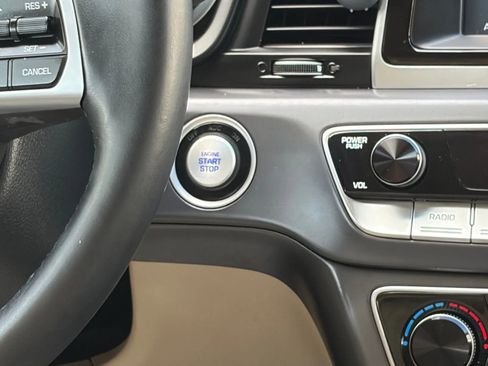 Used 2019 Hyundai Sonata SEL image 24