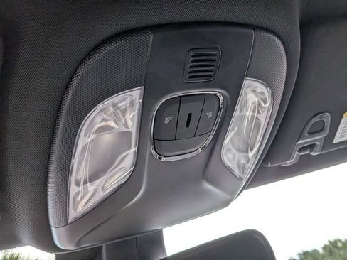 Used 2025 Jeep Compass Trailhawk AWD/4WD image 23