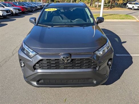 Used 2023 Toyota RAV4 XLE Premium image 4