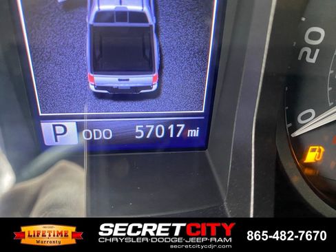 Used 2022 Toyota Tacoma TRD Off-Road w/ Technology Package AWD/4WD image 19