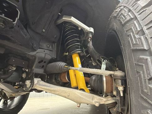 Used 2025 Ford Bronco Heritage Edition image 16