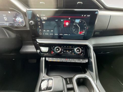 Used 2023 GMC Sierra 1500 Denali w/ Technology Package image 11