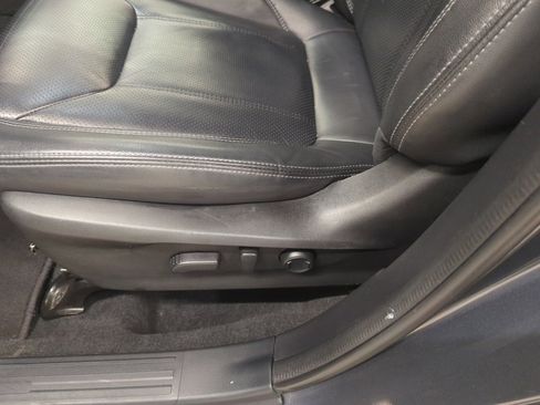 Used 2023 Subaru Forester Limited image 14