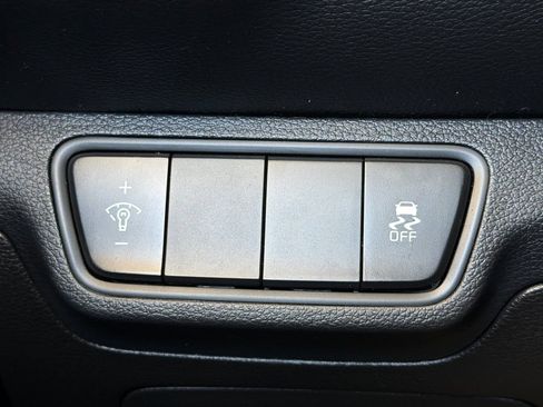 Used 2023 Kia Forte LXS FWD image 28