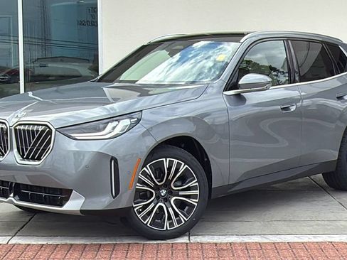 Used 2026 BMW X3 xDrive30i w/ Premium Package AWD/4WD image 1